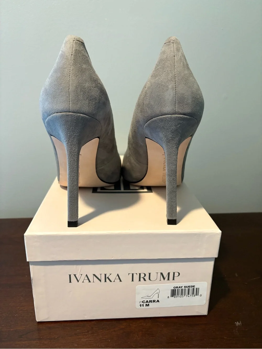 Ivanka Trump sleek pointed